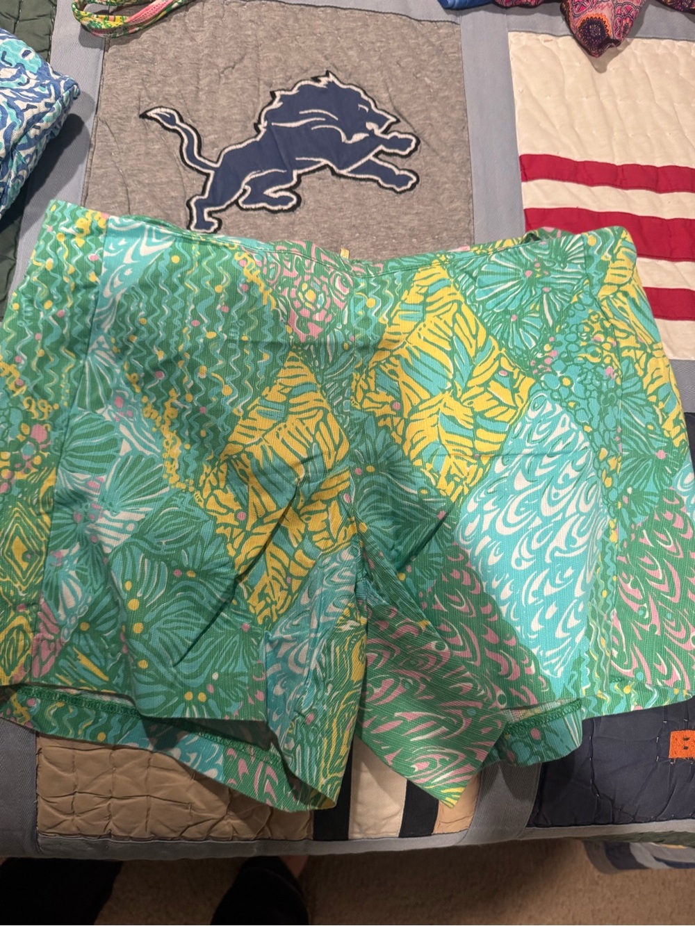 Lilly Pulitzer Vibrant Green & Yellow Patterned A-Line Shorts